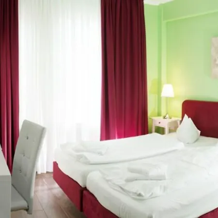 Barcelona 3* Düsseldorf
